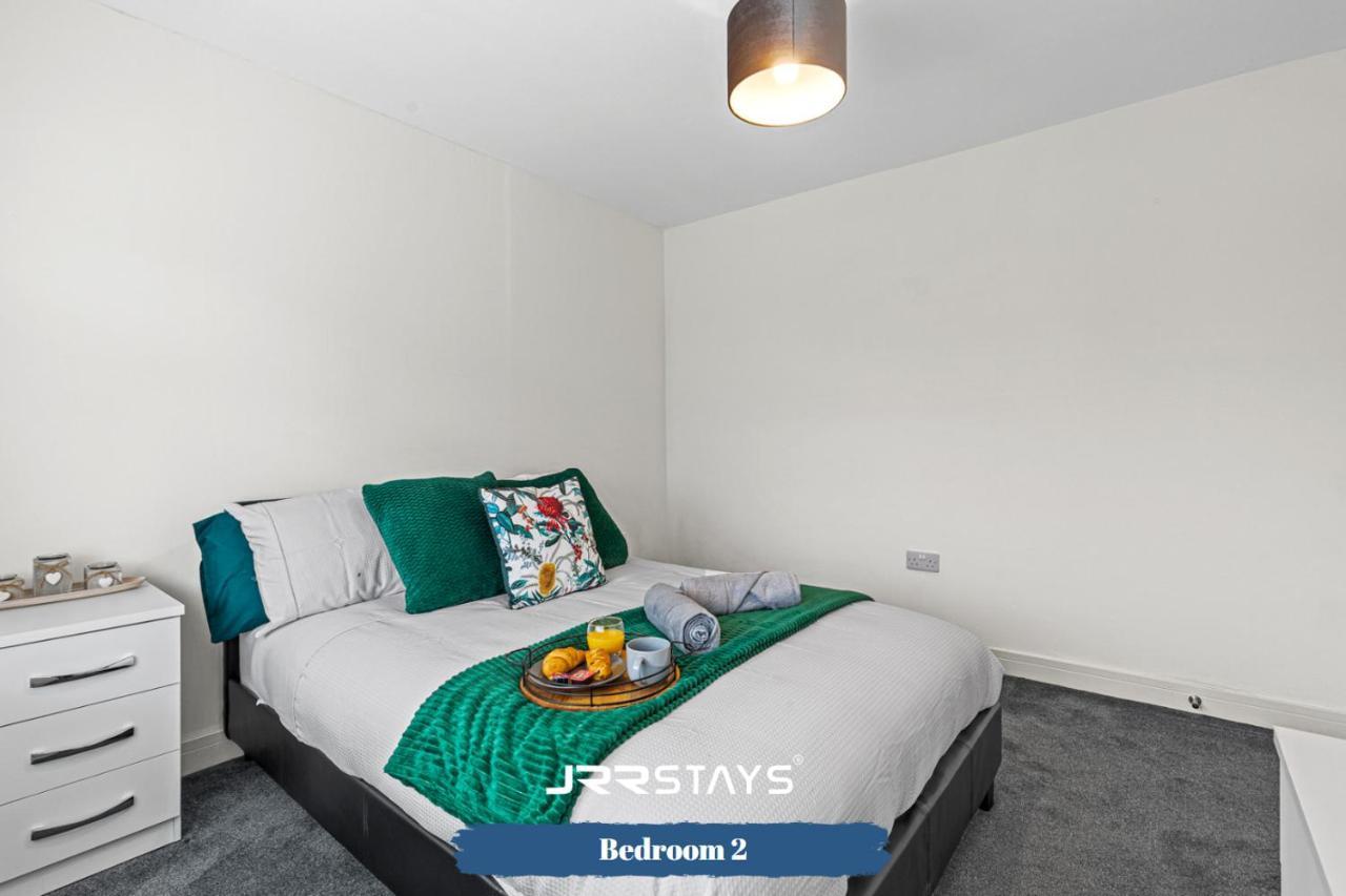 Tipton 3 Bedroom House Garden Sleeps 7 - Jrr Stays Coseley Zewnętrze zdjęcie