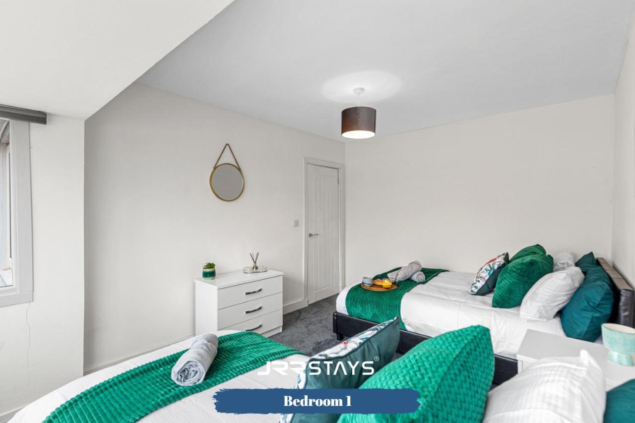 Tipton 3 Bedroom House Garden Sleeps 7 - Jrr Stays Coseley Zewnętrze zdjęcie